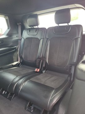Used 2023 Jeep Grand Cherokee L Laredo image 10