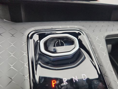 New 2025 Jeep Wagoneer Limited w/ Comfort Package image 30