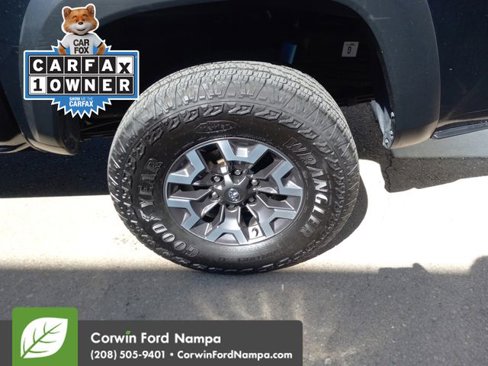Used 2022 Toyota Tacoma TRD Off-Road image 30