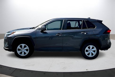 Used 2024 Toyota RAV4 LE image 5