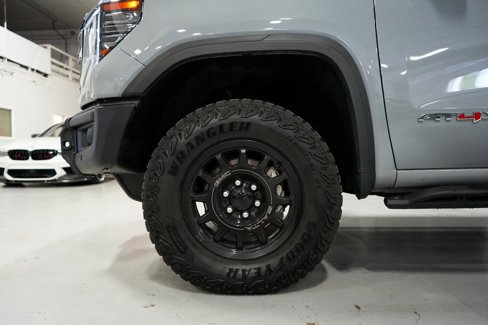 Used 2024 GMC Sierra 1500 AT4X w/ AT4X AEV Edition image 33