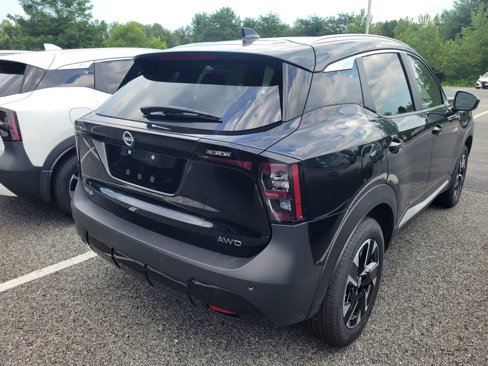 New 2025 Nissan Kicks SV w/ SV Premium Package image 7