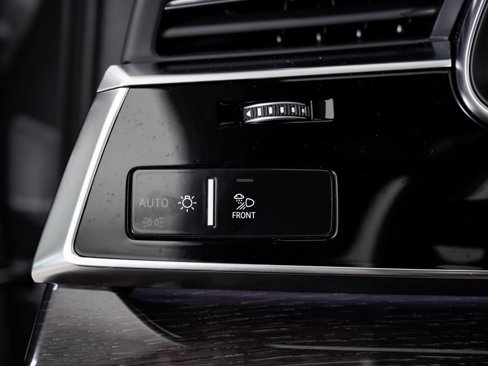 Certified 2025 Audi Q7 3.0T Prestige image 10