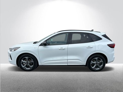 Used 2023 Ford Escape ST-Line image 3
