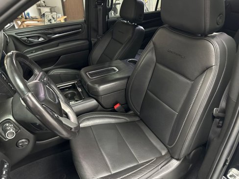 Used 2022 GMC Yukon XL Denali image 9