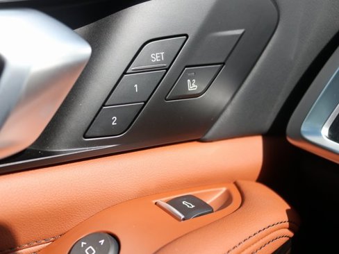 New 2026 BMW X5 M60i image 18