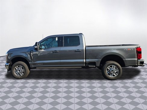New 2026 Ford F350 4x4 Crew Cab Super Duty image 4