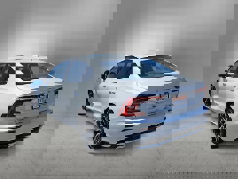 Used 2024 Volvo S60 B5 Core image 7