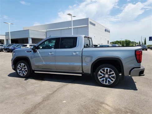 New 2026 GMC Sierra 1500 Denali image 9