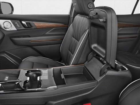 New 2026 Buick Enclave Avenir image 10