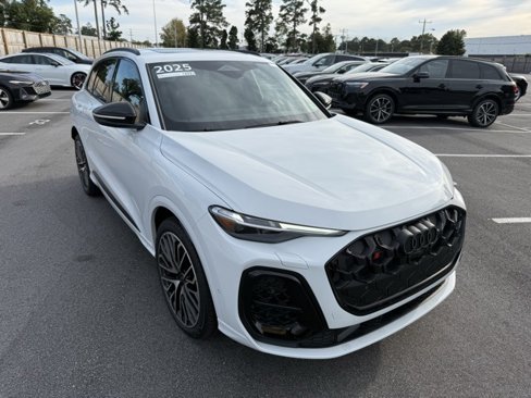 Used 2025 Audi SQ5 Premium Plus image 1