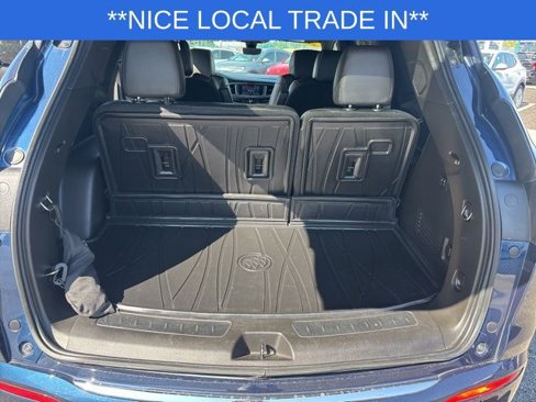 Used 2024 Buick Enclave Avenir w/ Avenir Technology Package image 24