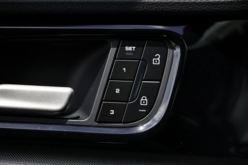New 2025 Porsche Panamera 4 image 19
