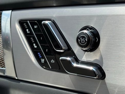 New 2026 Cadillac Vistiq Sport image 16