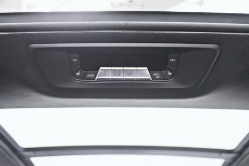 Used 2024 BMW X7 xDrive40i w/ Executive Package image 45