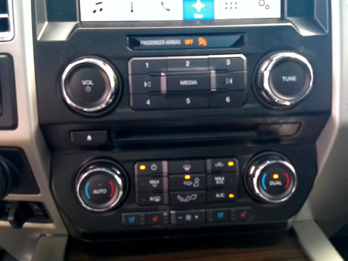 Used 2016 Ford F150 Lariat image 20