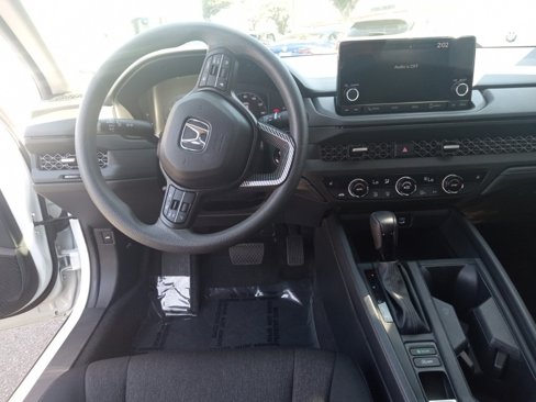 Used 2023 Honda Accord EX image 14