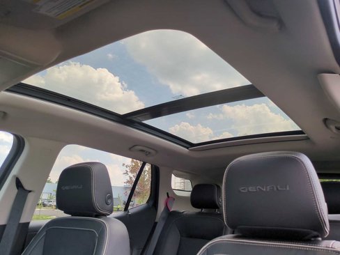 Used 2019 GMC Terrain Denali w/ LPO, Floor Liner Package image 20