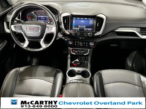 Used 2024 GMC Terrain SLT image 25