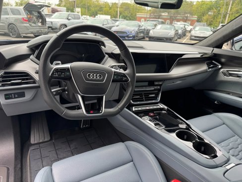 Used 2022 Audi RS e-tron GT w/ Carbon Performance Package image 17