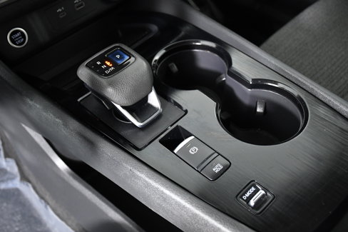 Used 2022 Nissan Rogue SV image 16