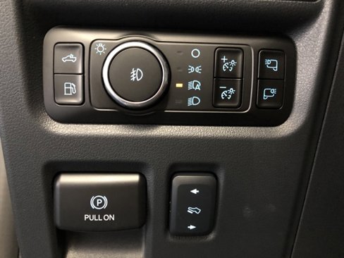 New 2025 Ford F150 Lariat image 24