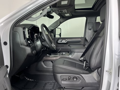 New 2025 Chevrolet Silverado 2500 LTZ w/ LTZ Plus Package image 9