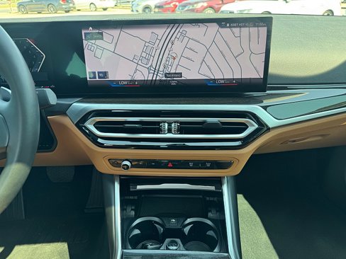 Used 2023 BMW 330i Sedan w/ Driving Assistance Package image 18