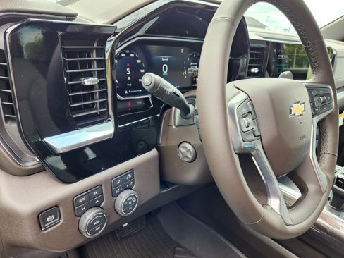 New 2026 Chevrolet Silverado 1500 LTZ w/ Z71 Off-Road Package image 13