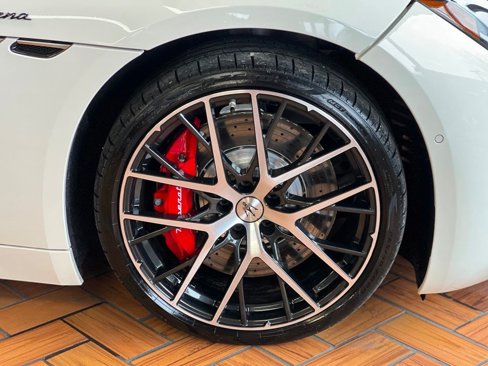 Used 2024 Maserati GranTurismo Modena image 34