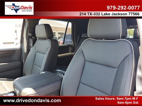 New 2026 GMC Yukon Elevation image 17