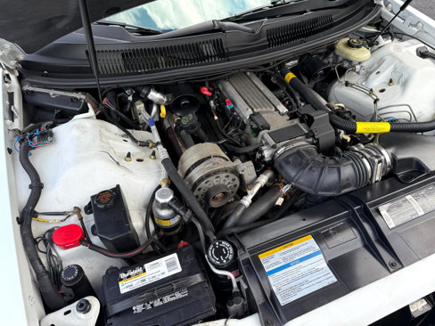 Used 1995 Pontiac Firebird Coupe image 31