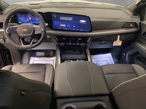 New 2026 Chevrolet Suburban Premier image 10