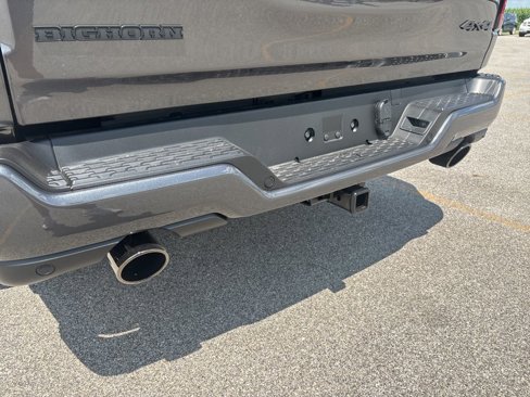 New 2026 RAM 1500 4x4 Crew Cab image 14