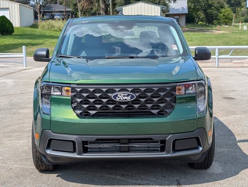 New 2025 Ford Maverick XLT image 2