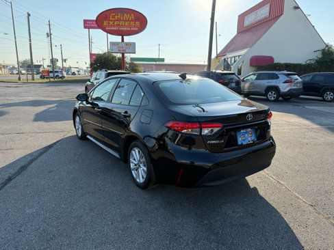 Used 2025 Toyota Corolla LE w/ LE Premium Package image 10