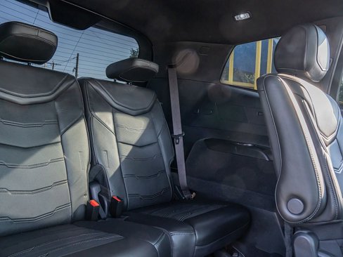 Used 2021 Cadillac XT6 Premium Luxury w/ Platinum Package image 28