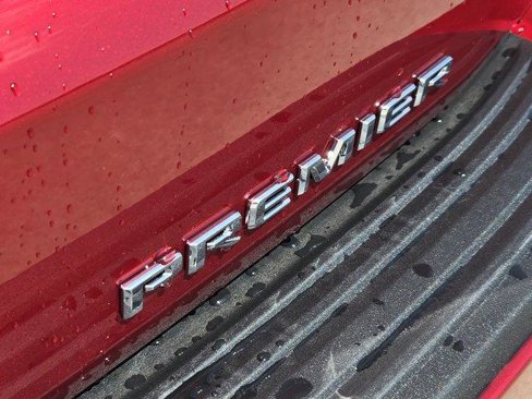 New 2026 Chevrolet Tahoe Premier image 7