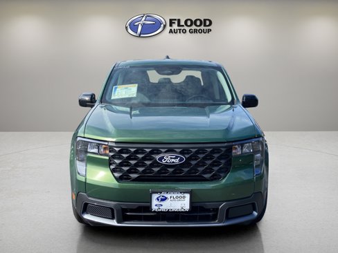 New 2025 Ford Maverick XLT w/ XLT Luxury Package image 2