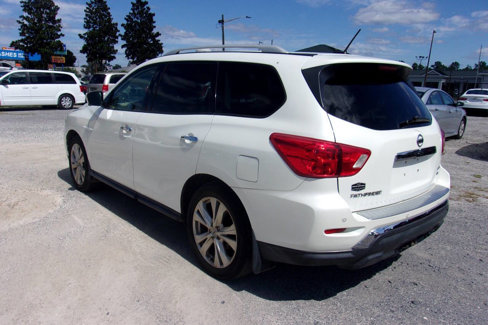 Used 2018 Nissan Pathfinder SL w/ SL Premium Package image 6