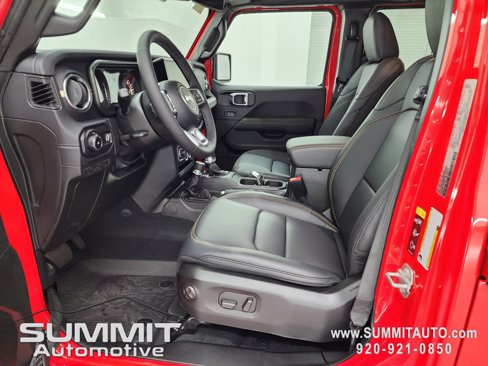 New 2025 Jeep Wrangler Sahara image 7