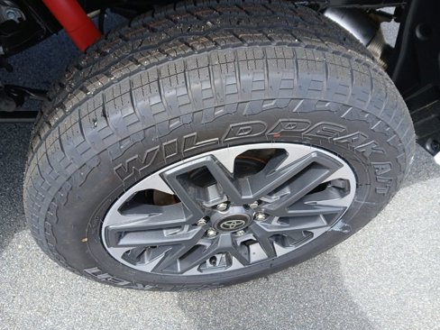 New 2025 Toyota Tundra Limited image 7