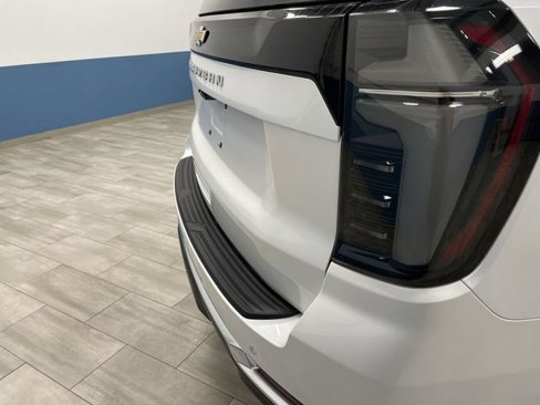 New 2025 Chevrolet Suburban High Country image 37