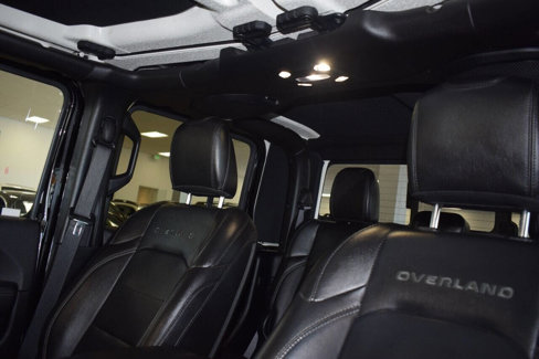 Used 2020 Jeep Gladiator Overland image 42