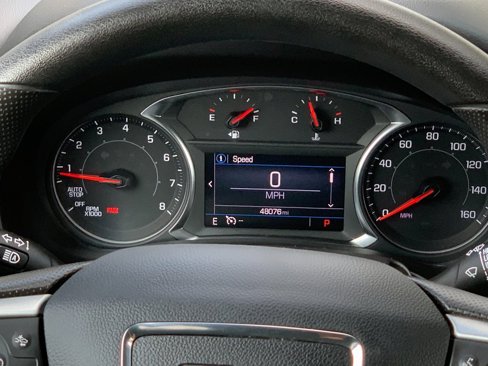 Used 2024 GMC Terrain SLE image 9