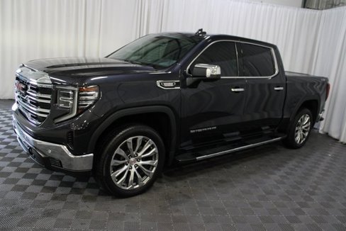 Used 2022 GMC Sierra 1500 SLT w/ SLT Premium Plus Package image 3