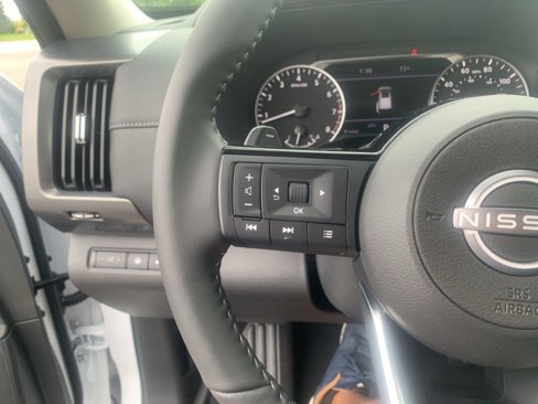 New 2025 Nissan Pathfinder SL image 21