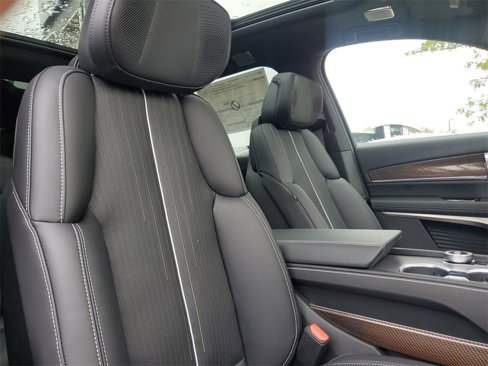 New 2026 Cadillac Vistiq Sport image 19