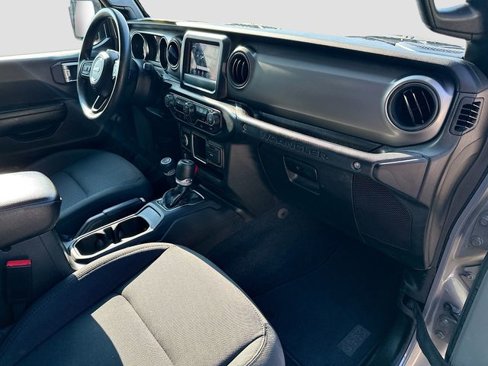 Used 2023 Jeep Wrangler Sport image 28