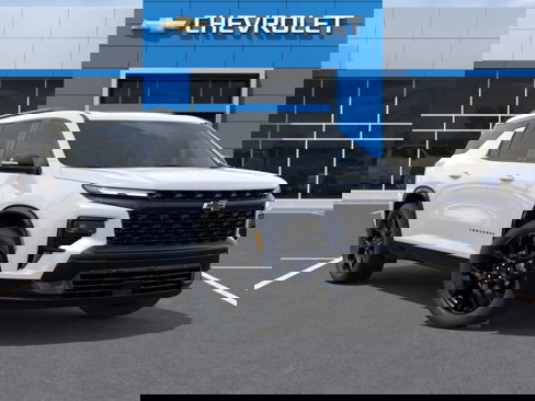 New 2026 Chevrolet Traverse RS w/ LPO, Floor Liner Package image 7